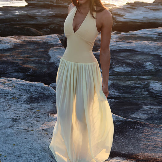 Damen Maxikleid mit tieferem V-Ausschnitt und zarten Transparenzelementen EB
