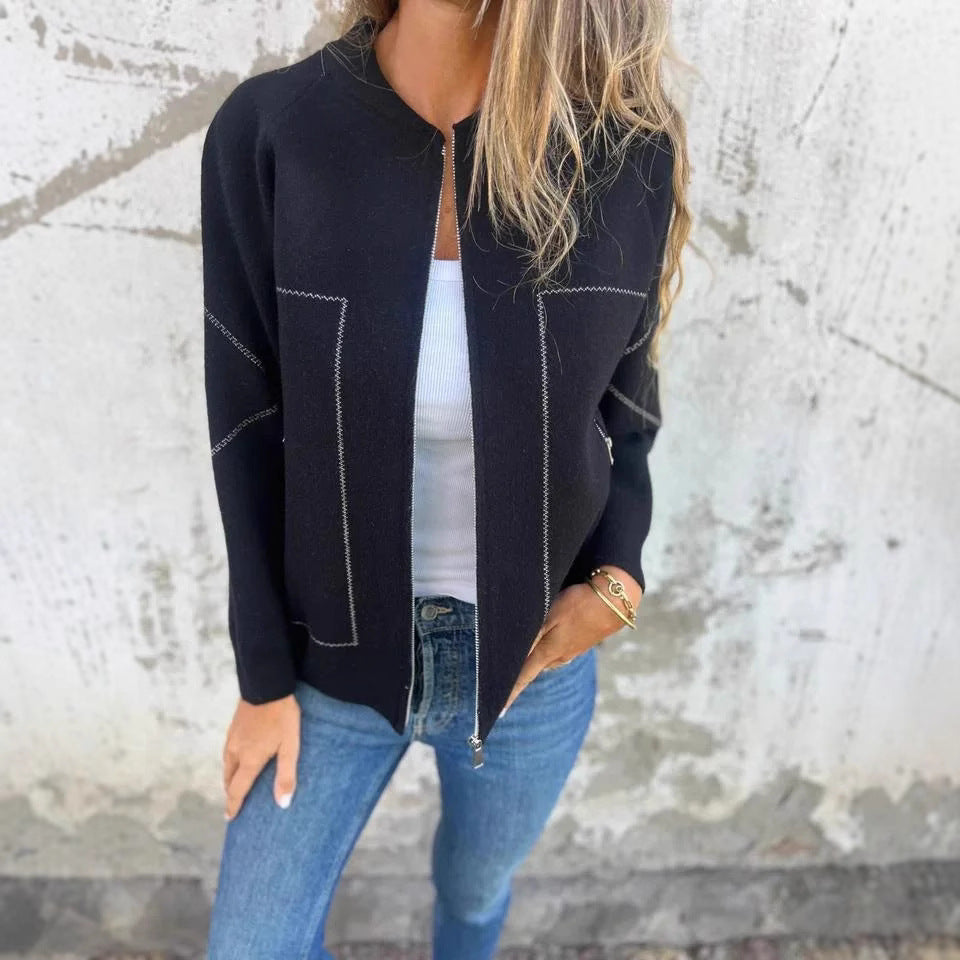 Damen Strickjacke mit eleganten Zipper-Details und feinem Strukturmuster EB