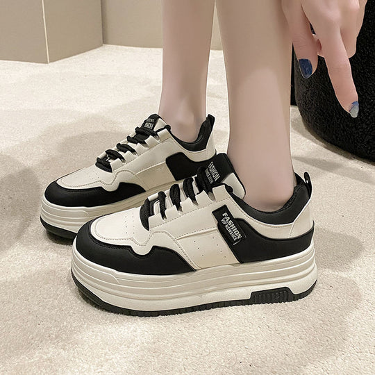 Damen Sneakers mit modernem Plateau-Design und atmungsaktiver Innenstruktur EB