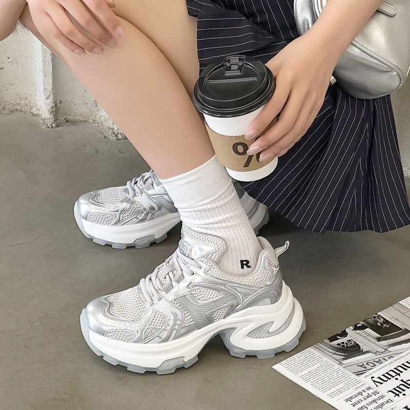 Damen Sportliche Sneakers mit atmungsaktivem Obermaterial und dämpfender Sohle EB