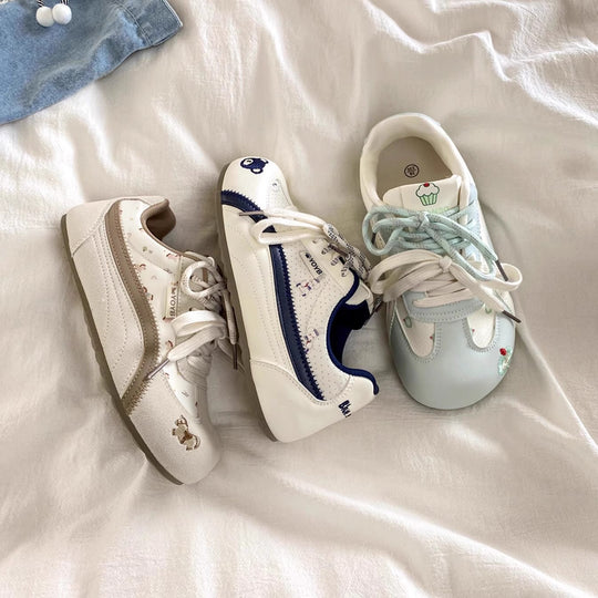 Damen Schnür-Sneaker mit verspieltem Bärenmotiv und atmungsaktivem Obermaterial EB