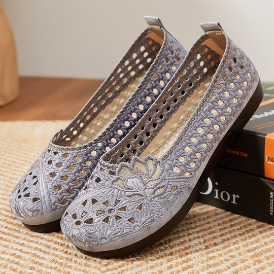Damen Ballerinas mit floralem Lochdesign und rutschfester Sohle EB