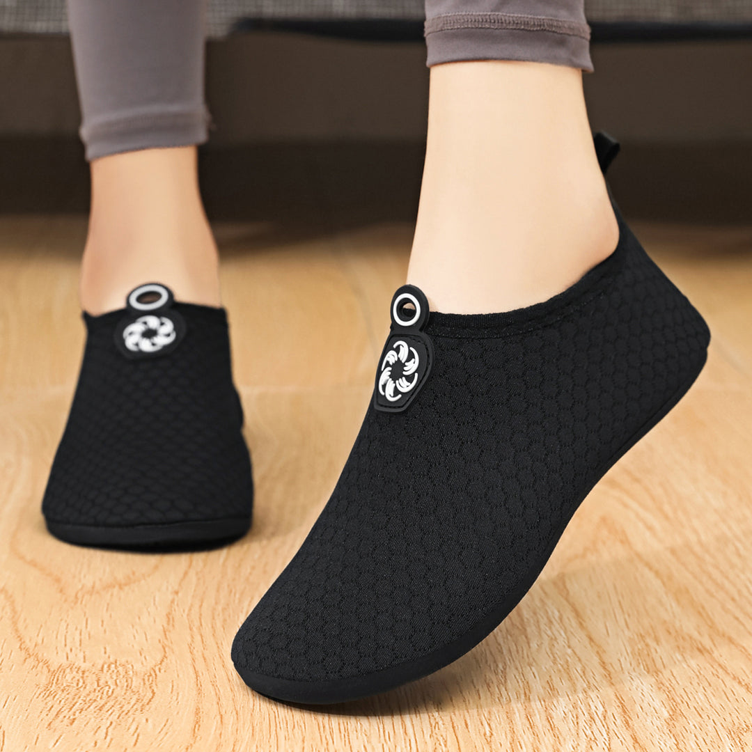 Damen nan leichter gestrickter Wasserschuh Slip-On mit nahtlosem Sockenschaft und rutschfester Gummisohle EB