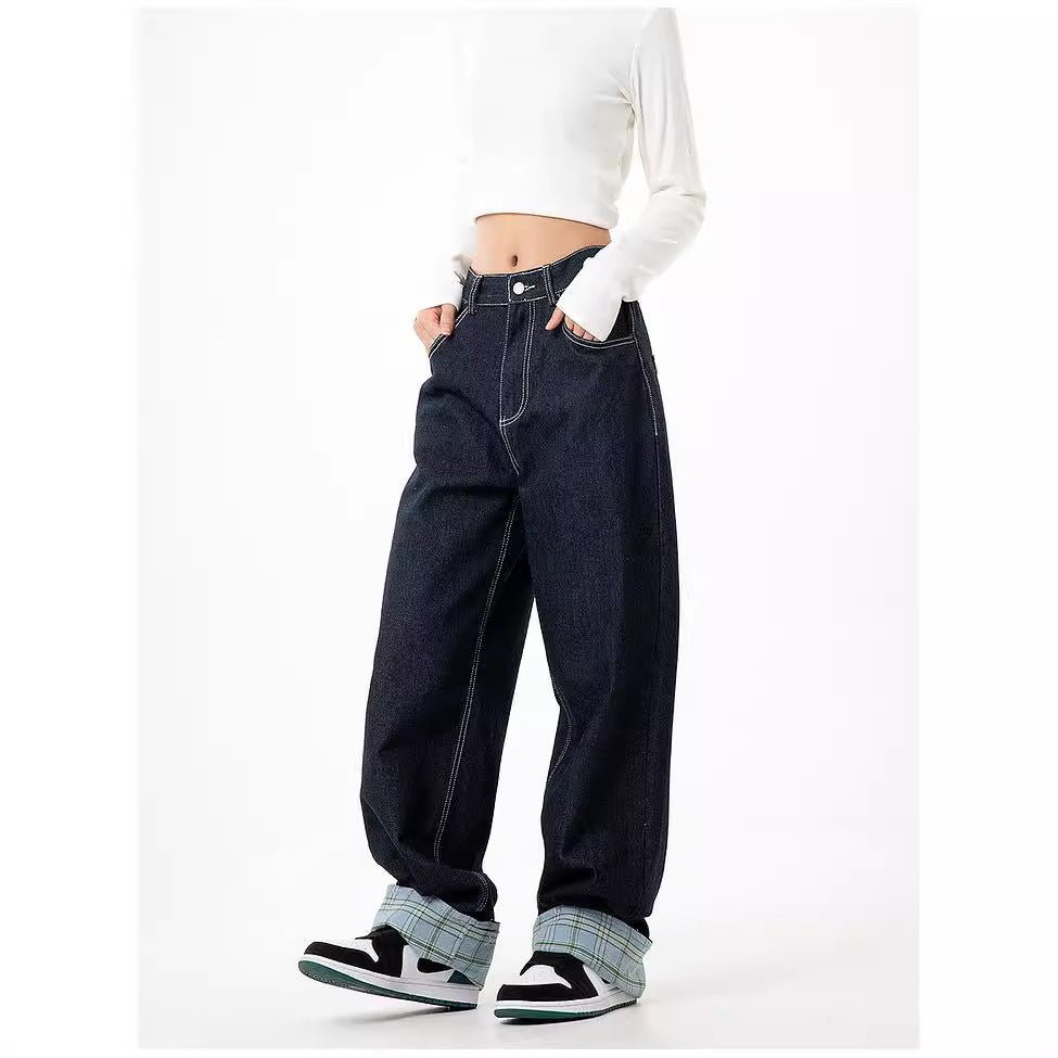 Damen weite Jeanshose im lässigen Schnitt mit hohen Taschen und modernen Nahtdetails EB