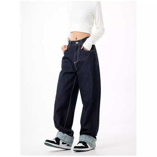 Damen weite Jeanshose im lässigen Schnitt mit hohen Taschen und modernen Nahtdetails EB