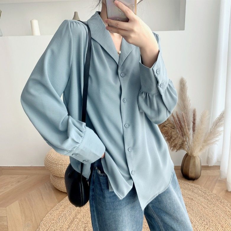 EB | Viktorianisch Inspirierte Bluse mit Hohem Kragen