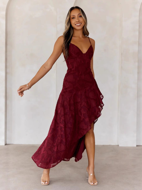 Damen Elegantes asymmetrisches Abendkleid mit feinen Spaghetti-Trägern und Rüschen EB