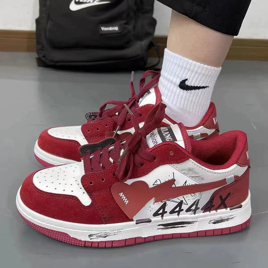 Damen Sneakers mit einzigartiger Herz-Applikation und modischem Detail EB