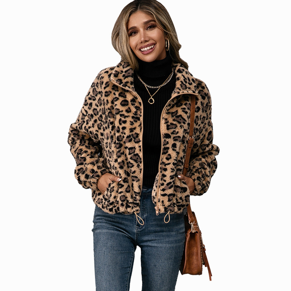Damen Fleecejacke mit Leoparddruck und seitlichen Taschen EB