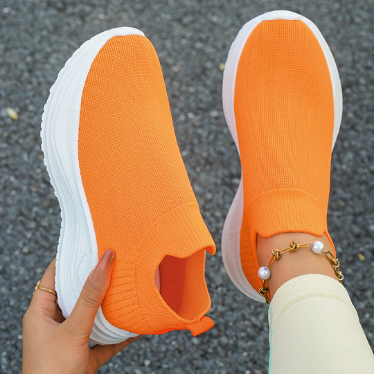 Damen sportliche Slip-On Sneakers mit atmungsaktivem Obermaterial und dämpfender Sohle EB