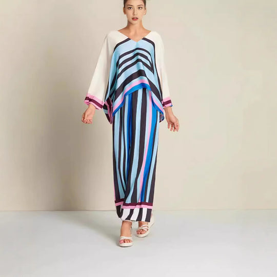 Damen Freizeit Set mit elegantem Schnitt und modernen Streifen EB