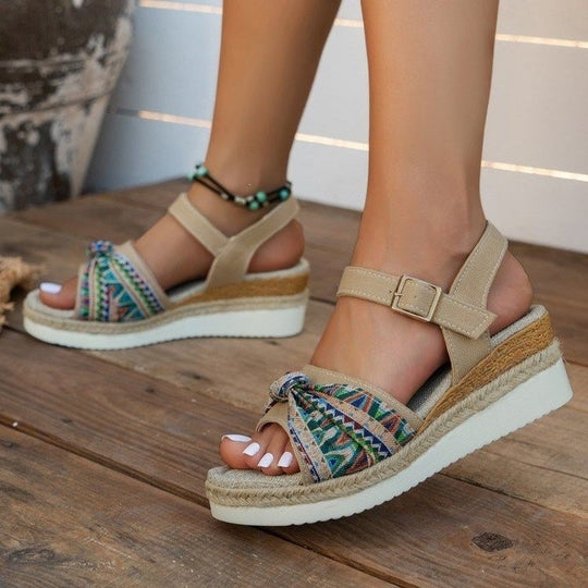 Damen modische Plateausandalen mit geflochtenem Riemendesign EB