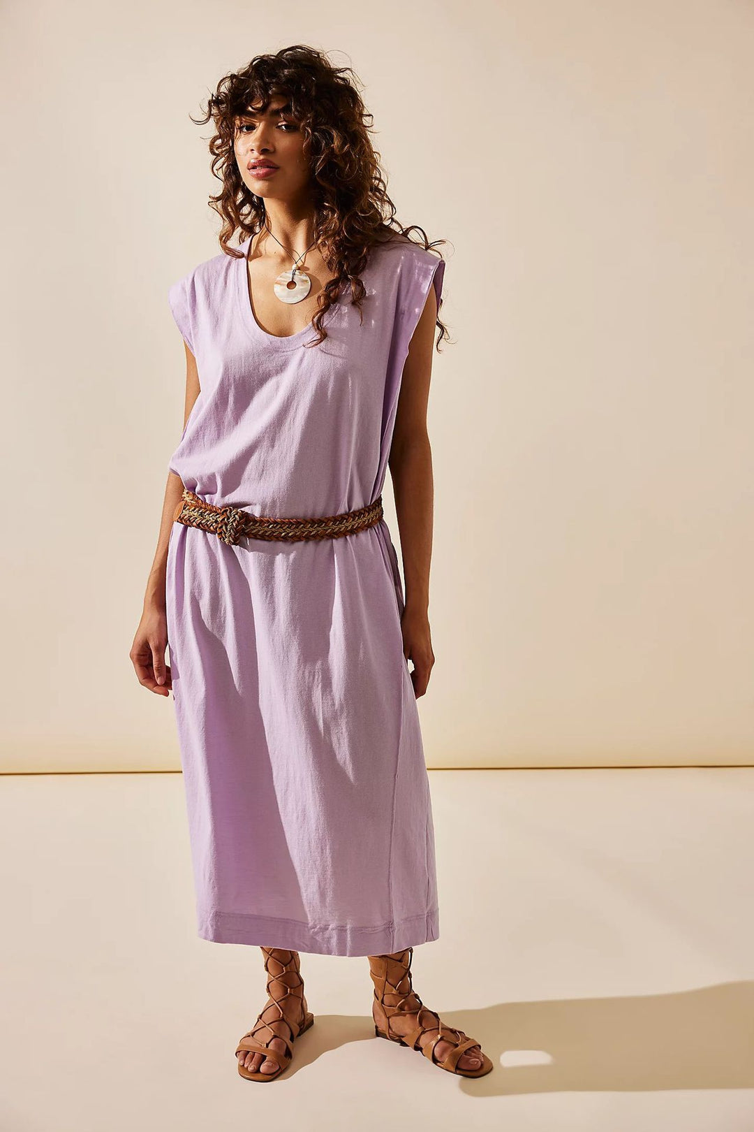 Damen lässiges Maxikleid mit tiefem Ausschnitt und seitlichen Schlitzen EB