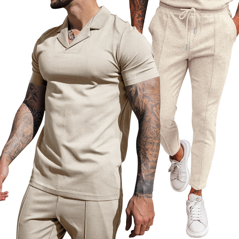 Herren modernes Freizeit-Set mit poloähnlichem Oberteil und schmal geschnittenen Hosen EB