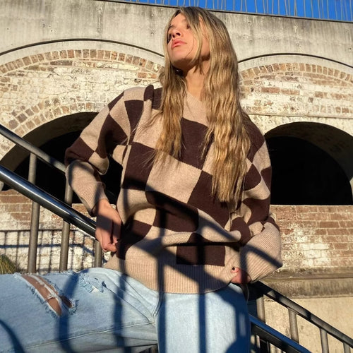 Damen modischer Pullover mit grafischem Karomuster und Rundhalsausschnitt EB
