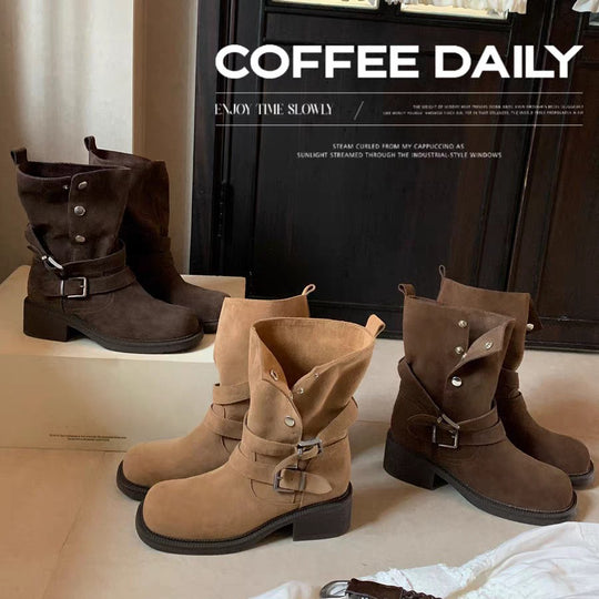 Damen Leder Stiefeletten mit dekorativem Riemen und robustem Blockabsatz EB