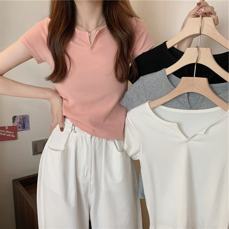Damen Cropped T-Shirt mit figurbetontem Schnitt und modernen Akzenten EB