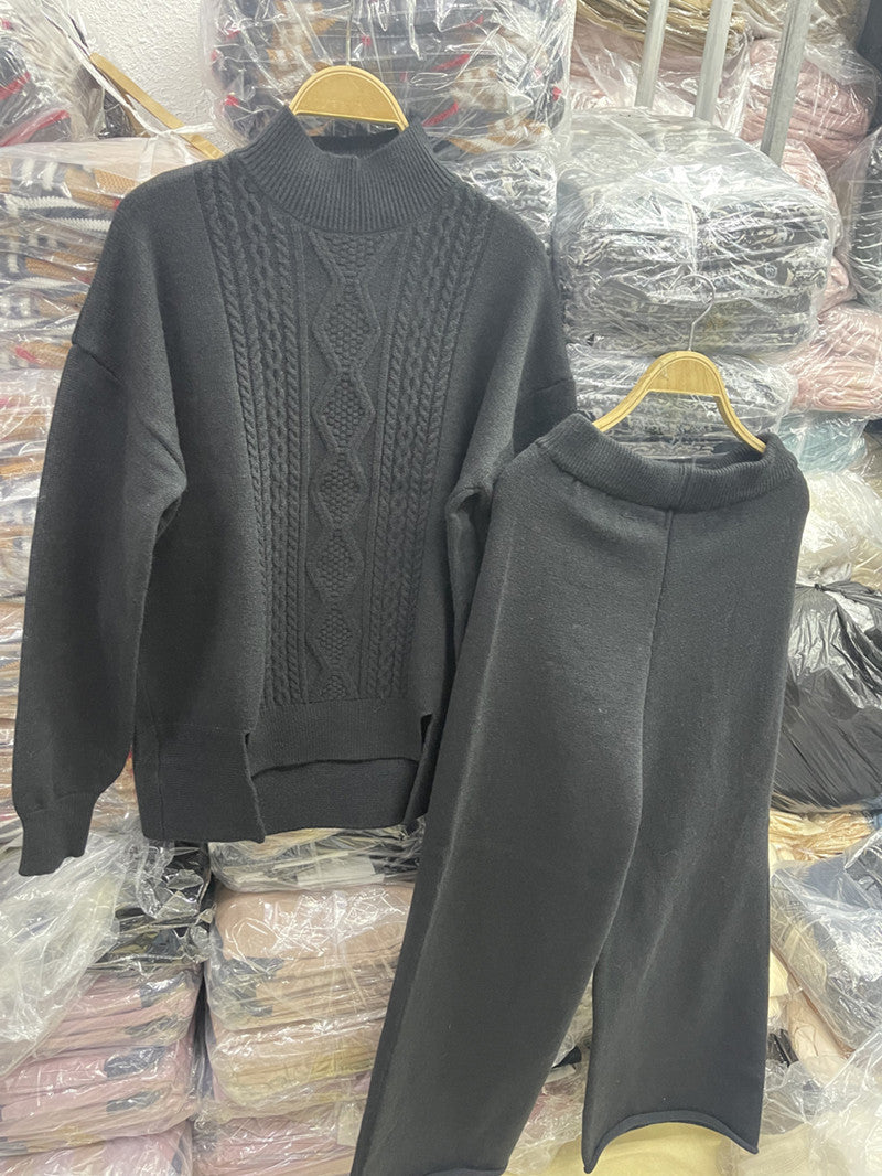 Damen eleganter Strickanzug mit hohem Kragen und farbenfrohem Muster EB