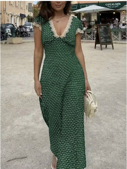 Damen Maxikleid mit raffiniertem Schnitt und floralen Spitzenakzenten EB
