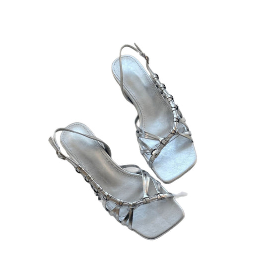 Damen Elegante Slingback-Sandalen mit schimmerndem Obermaterial und modischem Riemendesign EB