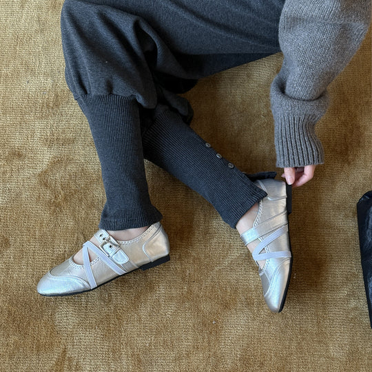 Damen Bequeme Ballerinas mit verstellbarem Riemchen und modischem Metallic-Finish EB