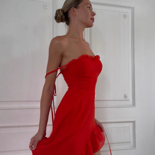 Damen asymmetrisches Abendkleid mit Rüschendetails und Spaghetti-Trägern EB
