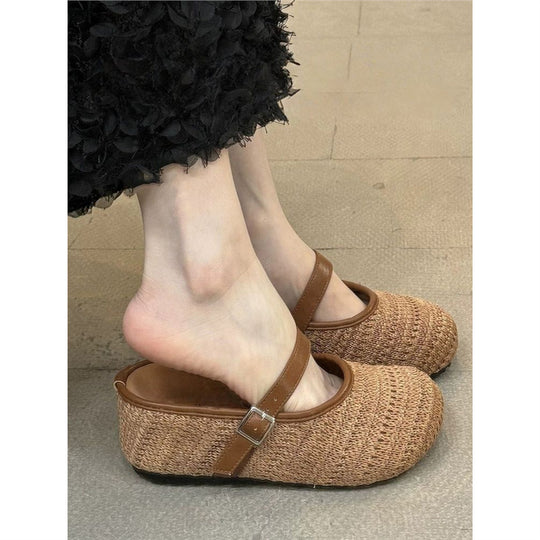 Damen elegante Clogs mit handgearbeitetem Strickmuster und verstellbarem Riemen EB