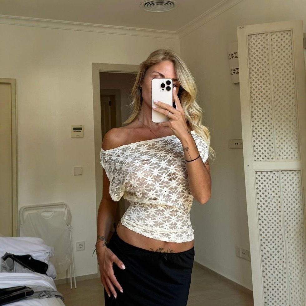 Damen Off-Shoulder Spitzenoberteil mit floralem Design EB