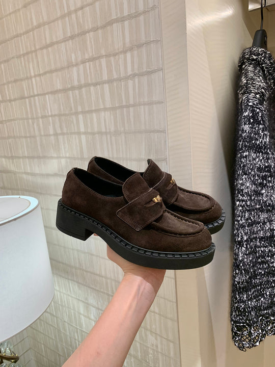 Damen elegante Mokassins mit modischem Schnallenverschluss EB
