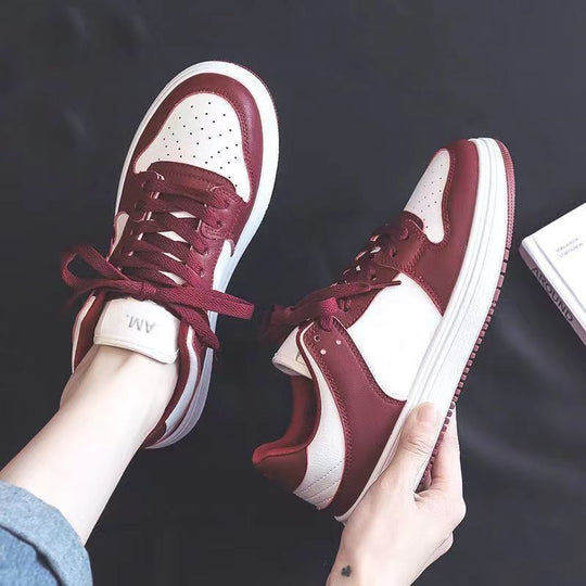 Damen Sneaker mit atmungsaktiver Oberfläche und rutschfester Gummisohle EB