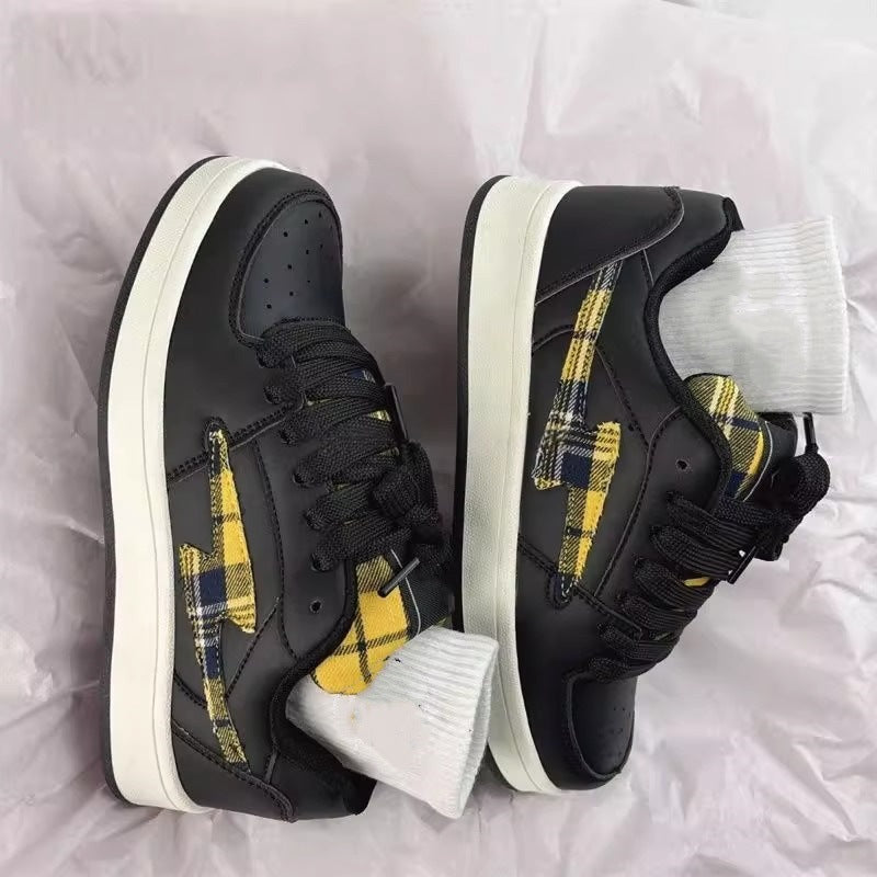 Damen Sportliche Sneakers mit grafischem Design EB