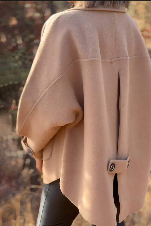 Damen Übergangsjacke mit großem Kragen und praktischen Taschen EB