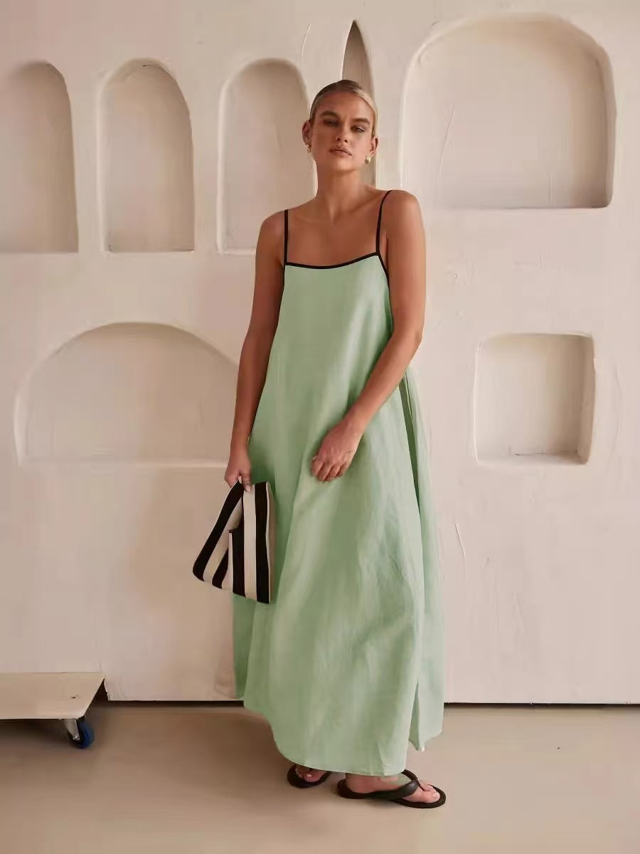 Damen Sommerliches Maxikleid mit schmalen Spaghettiträgern und fließendem Schnitt EB