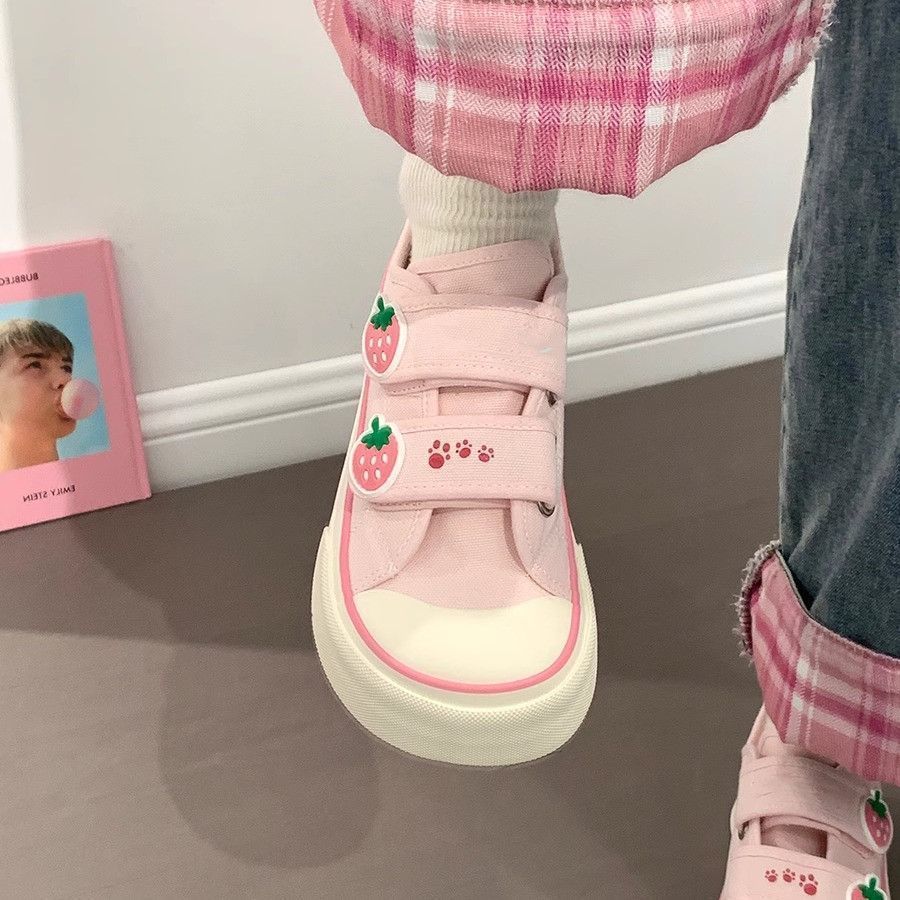 Damen Freizeit-Sneaker mit niedlichen Erdbeer-Applikationen und praktischem Klettverschluss EB