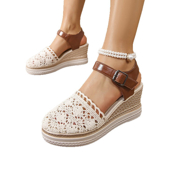 Damen Wedge-Sandalen mit filigranem Spitzen-Design EB