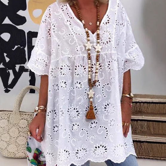 Damen Bluse mit floralen Stickereien und weiten Ärmeln EB