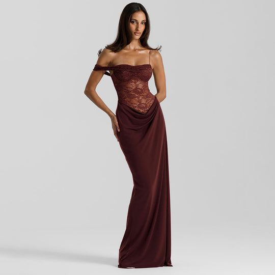 Damen Off-Shoulder Abendkleid mit raffinierten Spitzen-Applikationen und fließendem Material EB