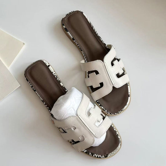 Damen modische Slides mit eleganten Akzenten EB