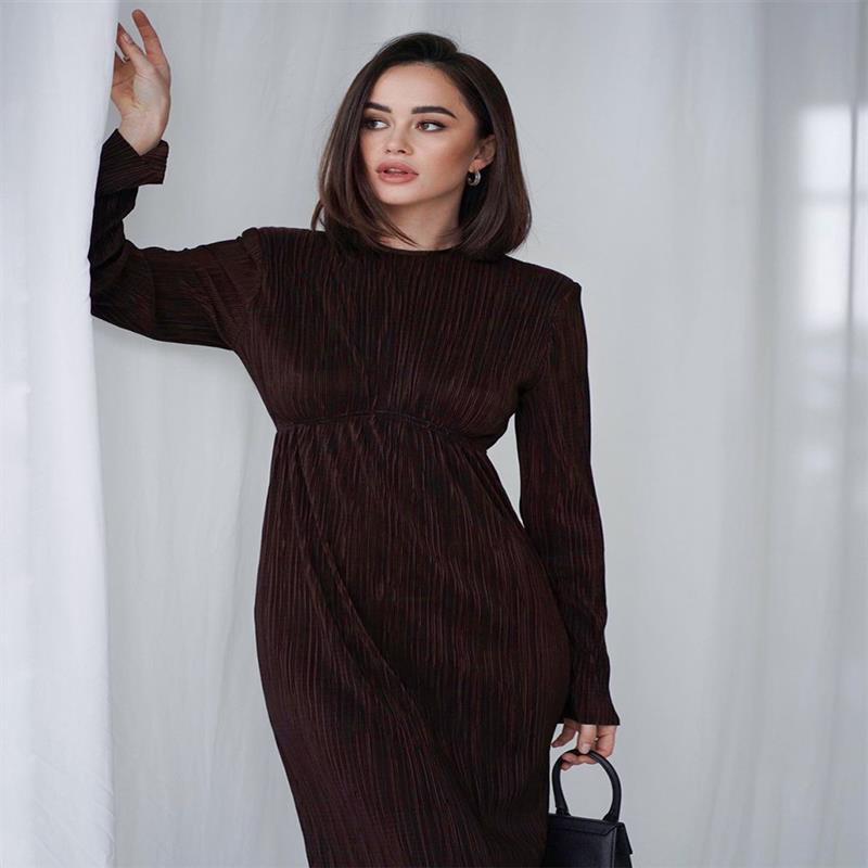 Damen Elegantes Maxikleid mit strukturierten Falten und langen Ärmeln EB