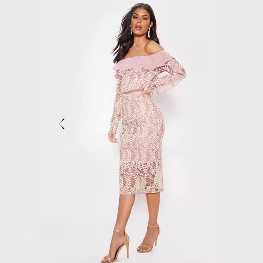 Damen Off-Shoulder Spitzenkleid mit Rüschendetails und figurbetontem Schnitt EB