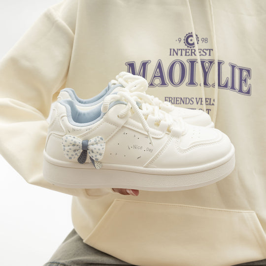 Damen Sneakers mit verspieltem Schleifenmotiv und schöner Applikation EB