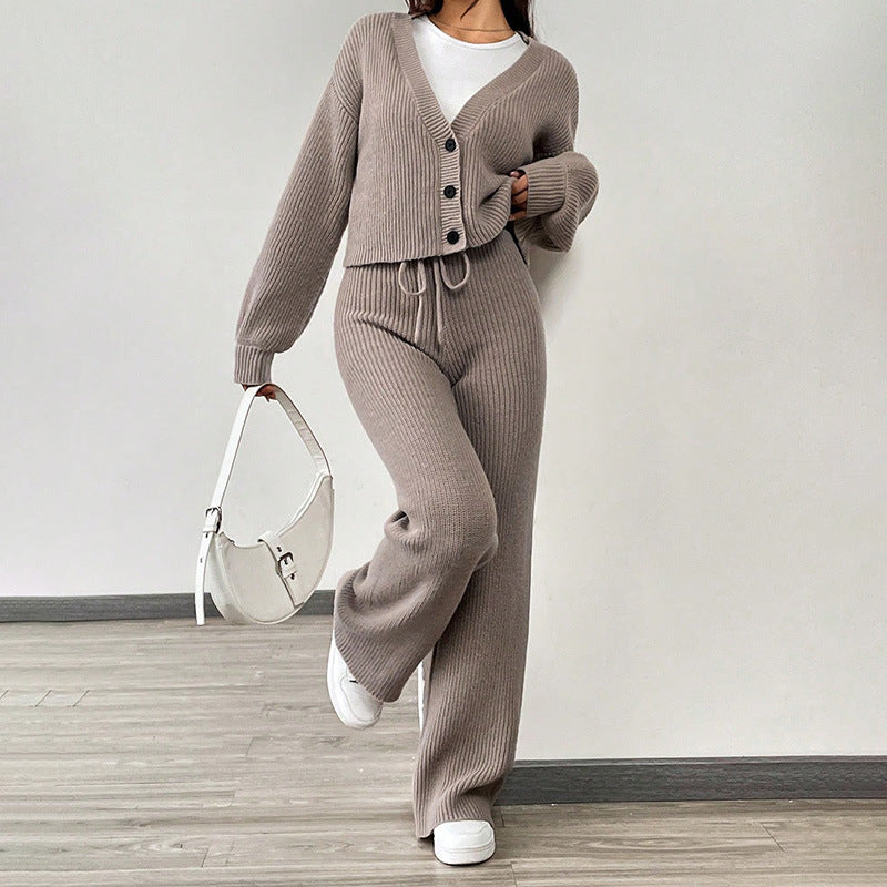 Damen Set aus weichem Strick mit lässiger Hose und Crop-Cardigan EB