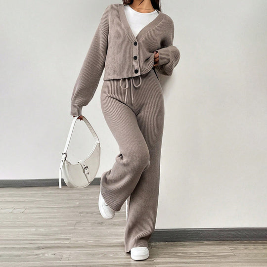 Damen Set aus weichem Strick mit lässiger Hose und Crop-Cardigan EB