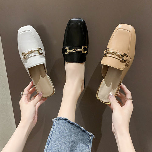 Damen elegante Mules aus weichem Leder mit modischem Metallakzent EB