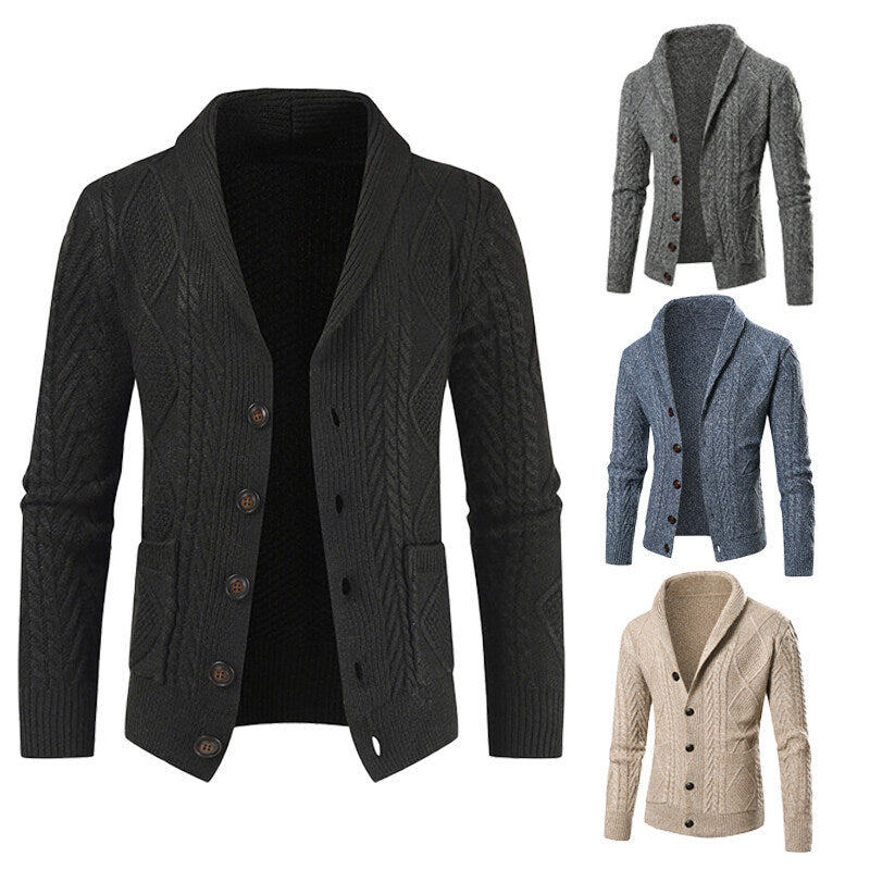 Herren Strickjacke mit modernem Zopfmuster und aufgesetzten Taschen EB