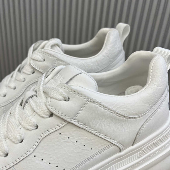 Damen Plattform Sneakers mit modernem Design und atmungsaktiver Netzstruktur EB