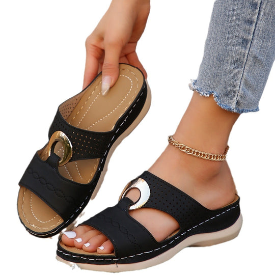 Damen Komfortable und stilvolle Sandalen mit elegantem Dekor EB