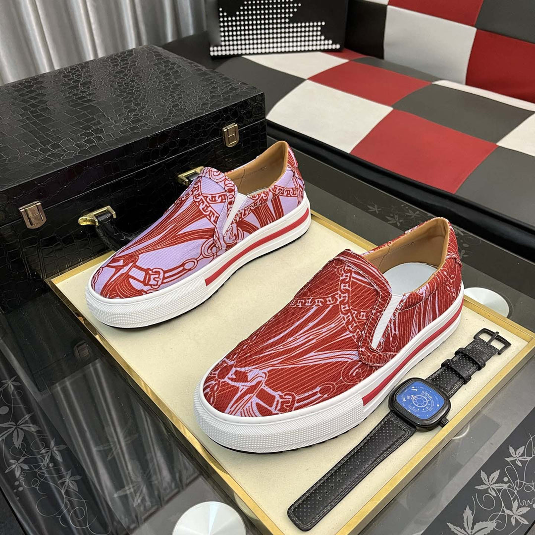 Damen Slip-On Sneakers mit elegantem Design EB