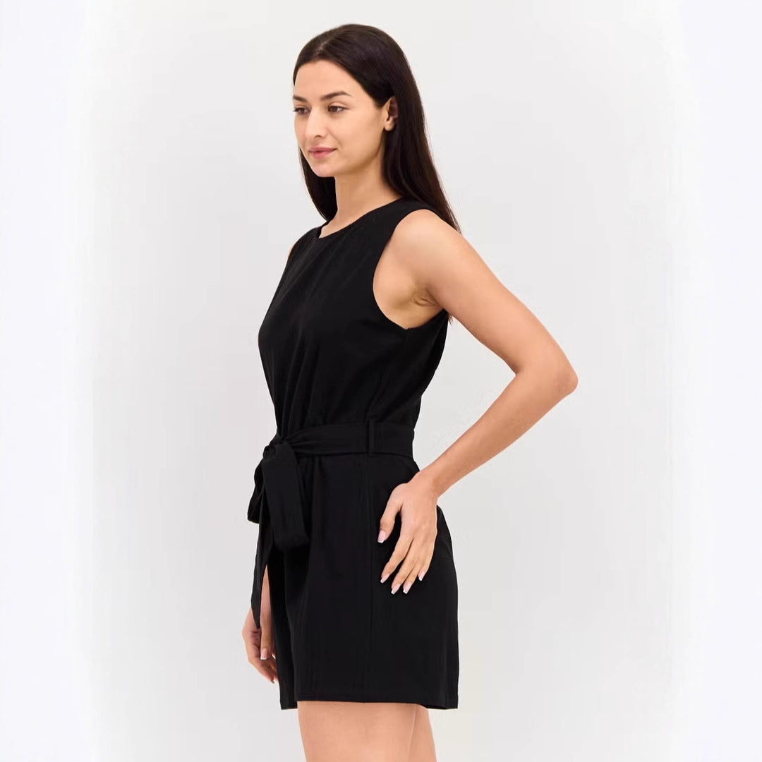 Damen Jumpsuit mit eleganter Taillierung und praktischen Taschen EB