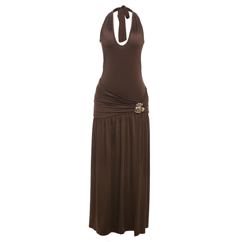 Damen Elegantes Maxikleid mit raffinierten Drapierungen und dekorativem Detail EB